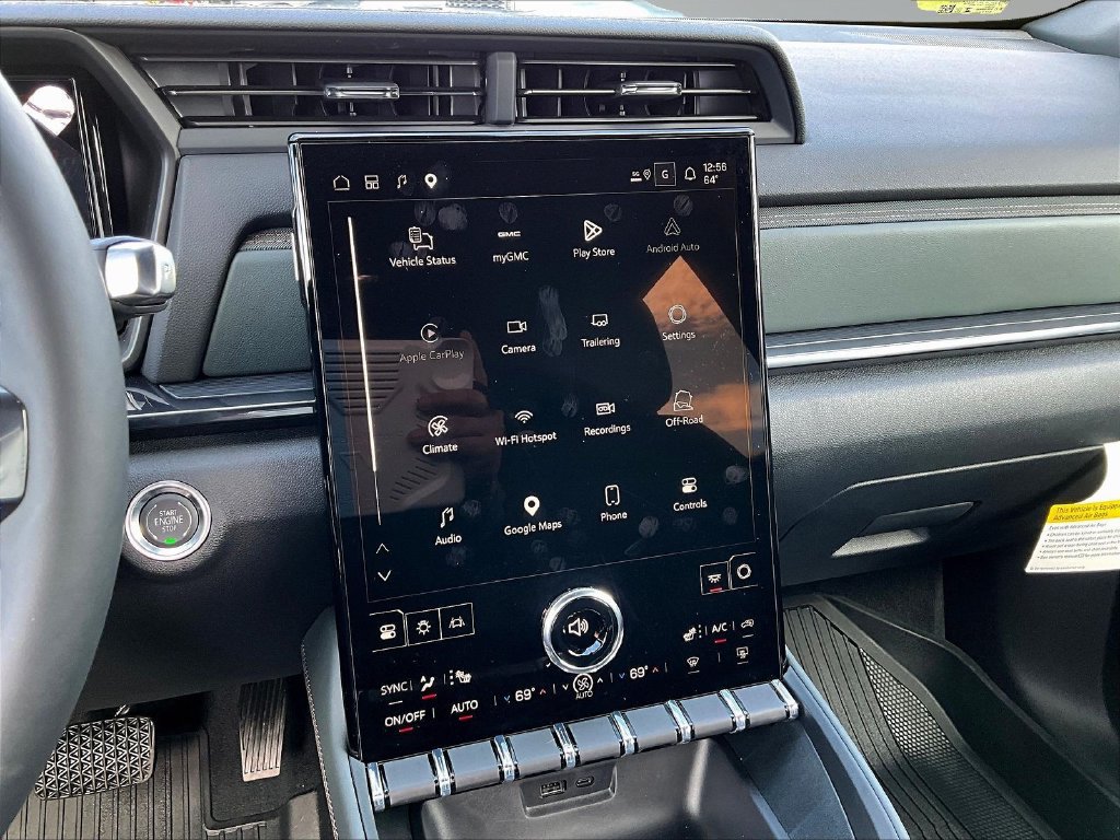 New 2027 GMC Terrain AT4 w/ Technology Package II AWD/4WD image 6
