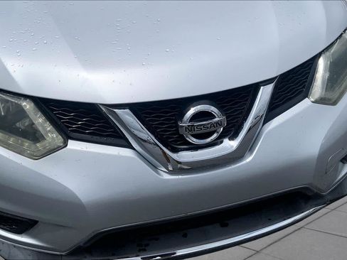 Used 2016 Nissan Rogue SV FWD image 30