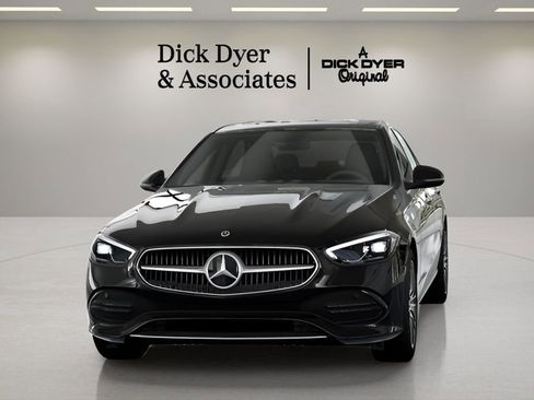 Used 2025 Mercedes-Benz C 300 Sedan image 37