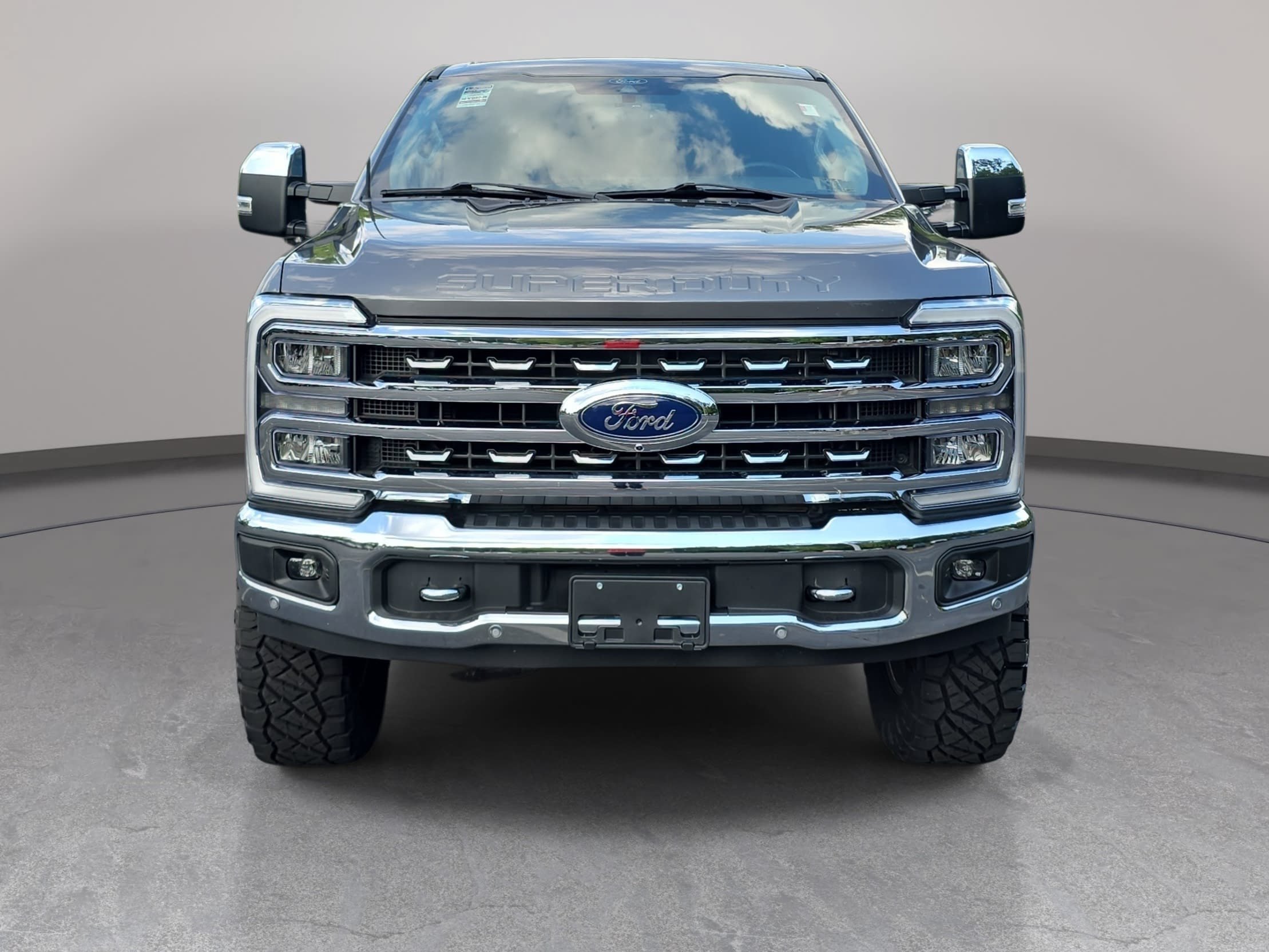 Used 2024 Ford F250 Lariat w/ Lariat Ultimate Package AWD/4WD image 2