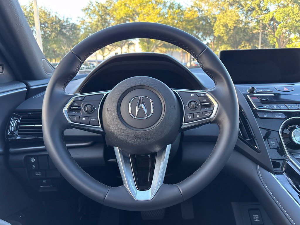 Used 2025 Acura RDX SH-AWD image 21