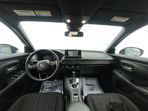 Used 2024 Honda HR-V Sport image 12