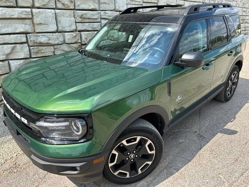 Used 2023 Ford Bronco Sport Outer Banks w/ Tech Package AWD/4WD image 1