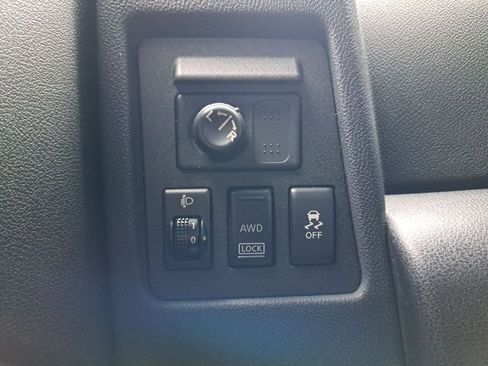 Used 2011 Nissan Rogue SV w/ SL Pkg image 24