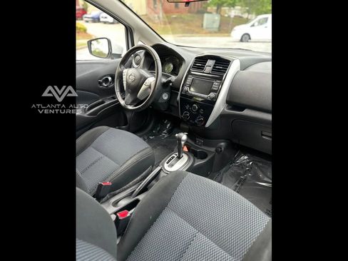 Used 2018 Nissan Versa Note SV image 36