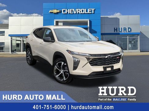 New 2026 Chevrolet Trax RS w/ Sunroof Package image 1