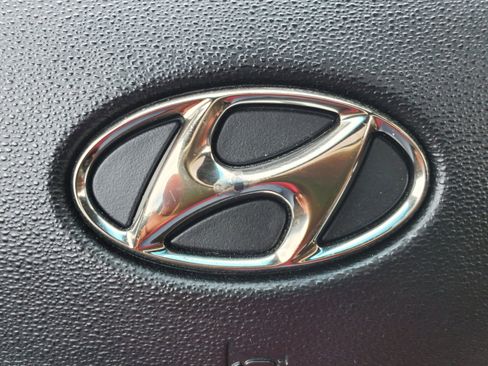 Used 2014 Hyundai Genesis 2.0T RWD image 33