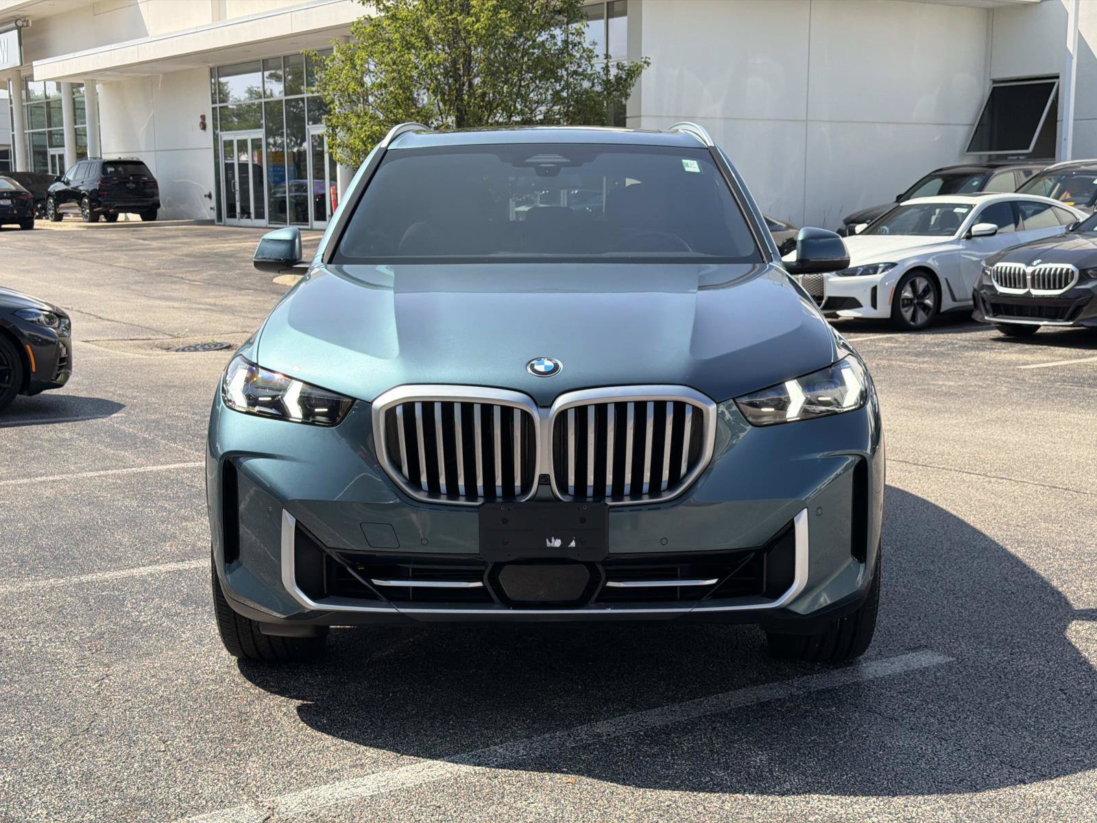 Certified 2024 BMW X5 xDrive40i AWD/4WD image 3