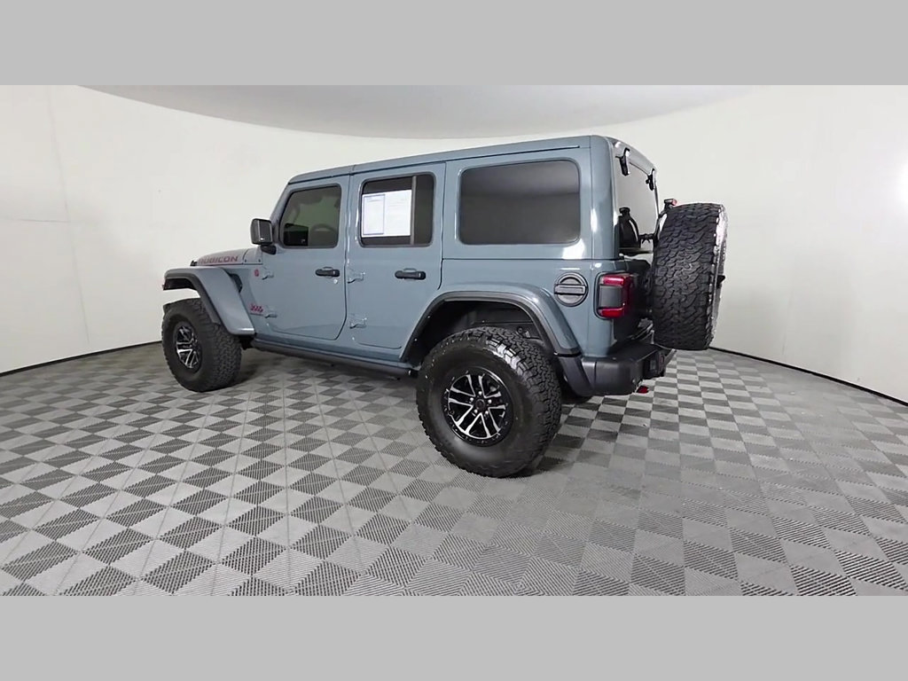 Used 2024 Jeep Wrangler Unlimited Rubicon AWD/4WD image 45