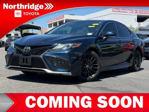 Used 2021 Toyota Camry XSE w/ Carpet Mat Package (TMS) FWD image 2