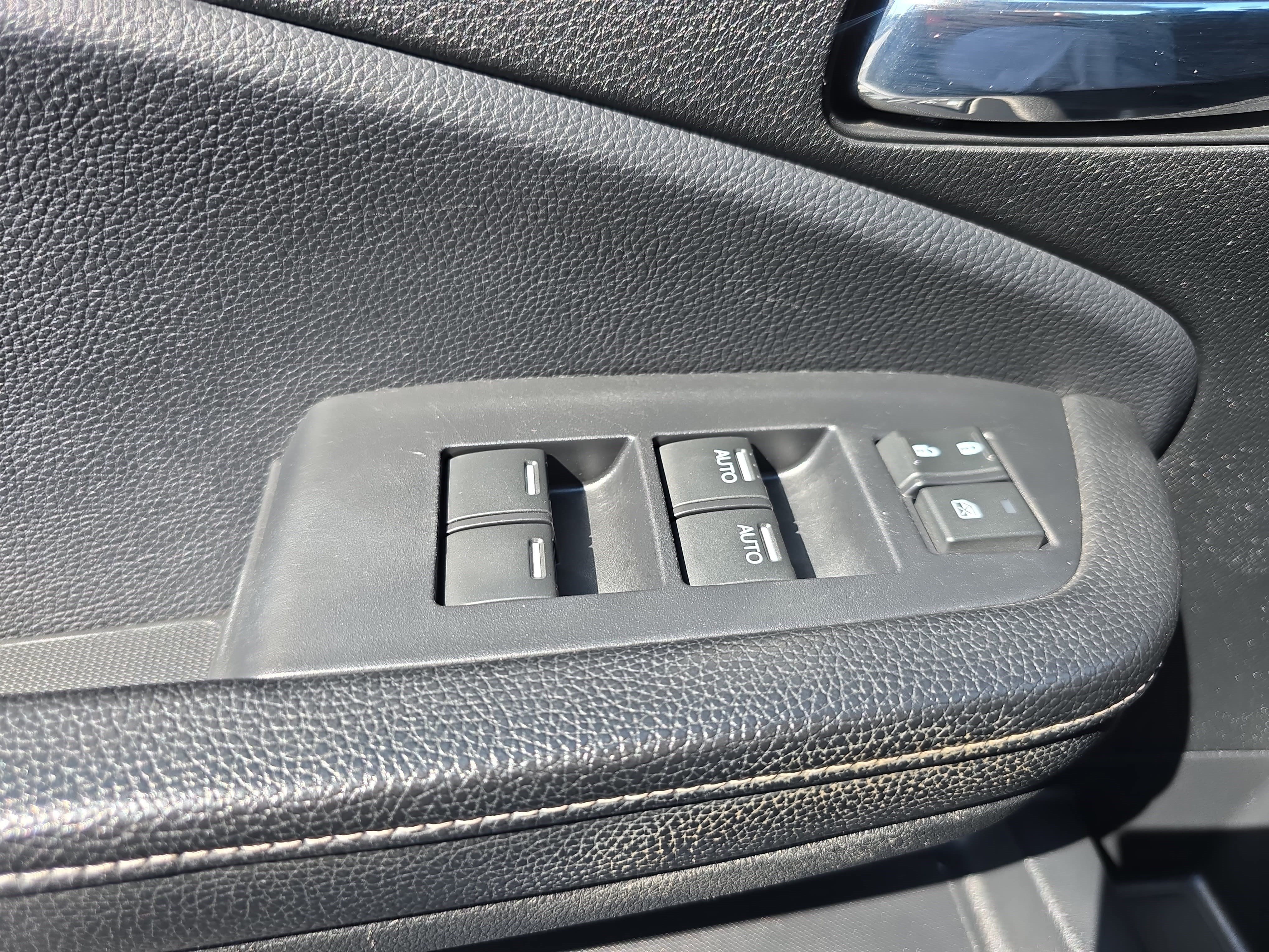 Certified 2018 Honda Ridgeline Sport image 26