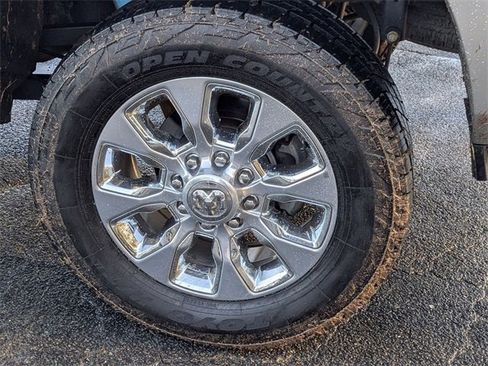 Used 2022 RAM 2500 Limited w/ Safety Group image 8