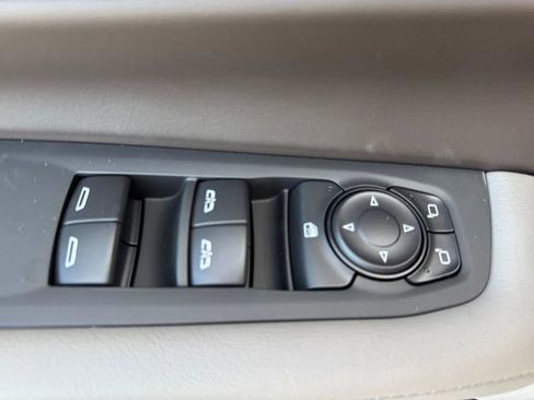 New 2026 Chevrolet Tahoe LS image 21