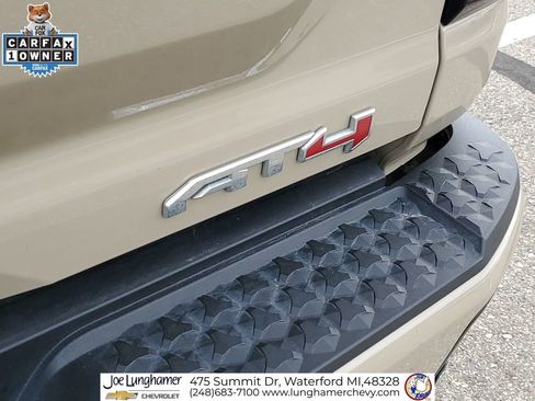 Certified 2023 GMC Canyon AT4 w/ AT4 Premium Package AWD/4WD image 33