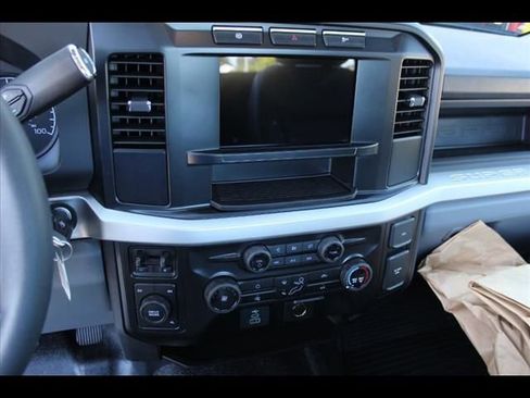 New 2024 Ford F550 4x4 Regular Cab Super Duty image 21