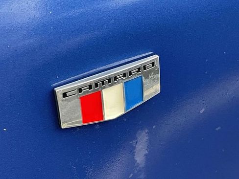 Used 2021 Chevrolet Camaro LT image 5