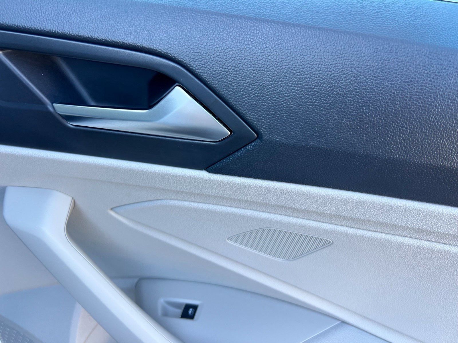 Used 2024 Volkswagen Jetta SE w/ Panoramic Sunroof Package FWD image 57