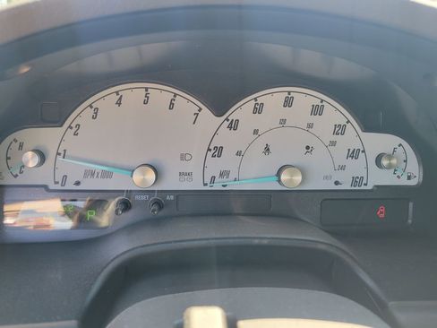 Used 2002 Ford Thunderbird RWD image 16