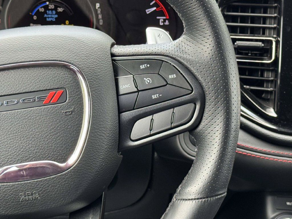 Used 2025 Dodge Durango GT AWD/4WD image 24