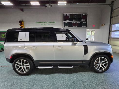 Used 2020 Land Rover Defender 110 HSE AWD/4WD image 5