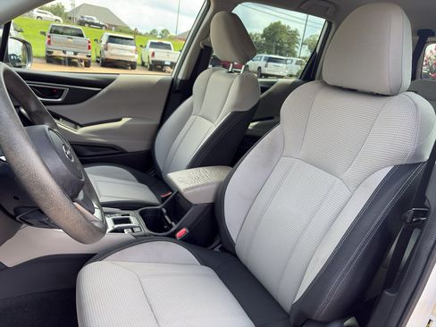 Used 2022 Subaru Forester AWD/4WD image 11