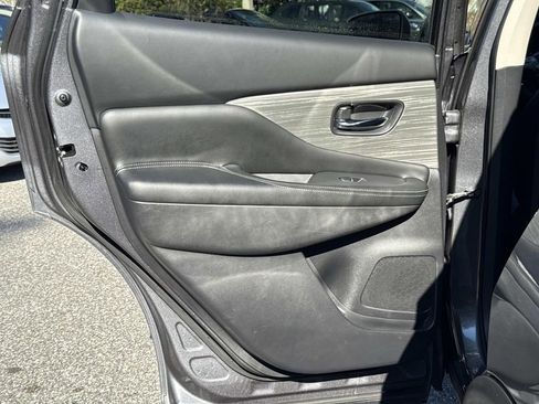 Used 2017 Nissan Murano Platinum w/ Platinum Technology Package image 13