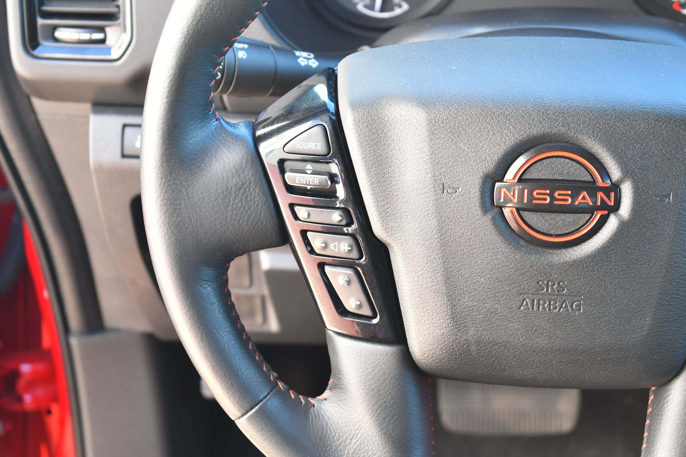 Used 2023 Nissan Frontier Pro-X w/ Pro-X Premium Package RWD image 19