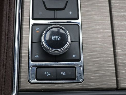 Used 2024 Ford Expedition Max Limited image 29