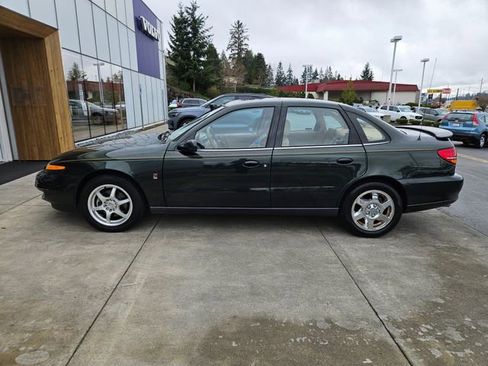 Used 2002 Saturn L-Series L300 image 8