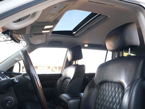 Used 2018 INFINITI QX80 4WD w/ Deluxe Technology Package image 21