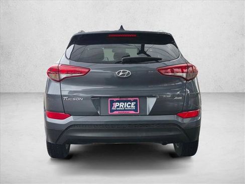 Used 2017 Hyundai Tucson SE Plus AWD/4WD image 6