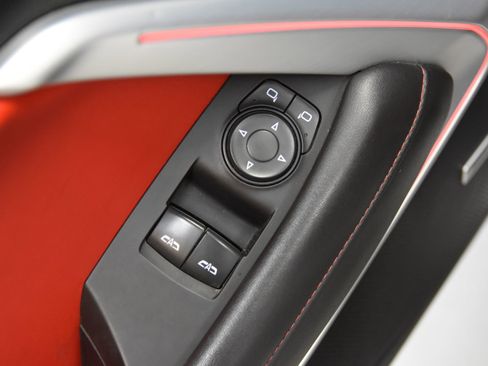 Used 2020 Chevrolet Camaro SS RWD image 15