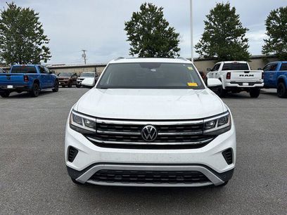 Used 2020 Volkswagen Atlas Cross Sport SE w/ Panoramic Sunroof Package