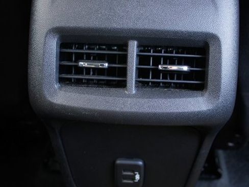 Used 2024 Chevrolet Equinox LT image 13