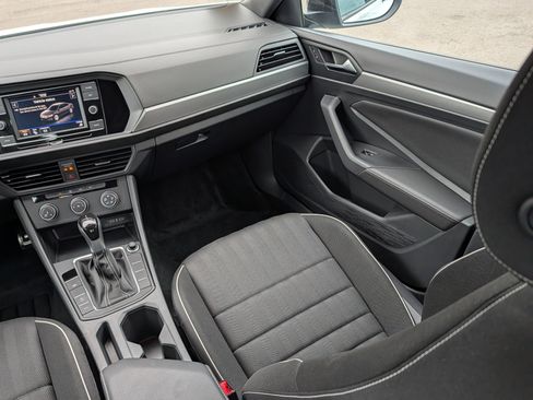 Certified 2023 Volkswagen Jetta Sport FWD image 11