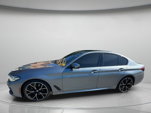 Used 2021 BMW 530i w/ M Sport Package RWD image 15