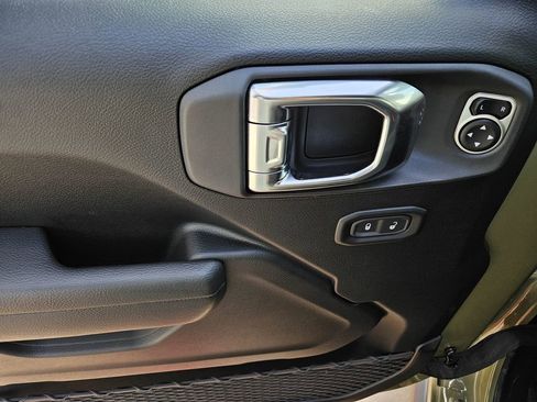 New 2026 Jeep Wrangler Unlimited Sport AWD/4WD image 16