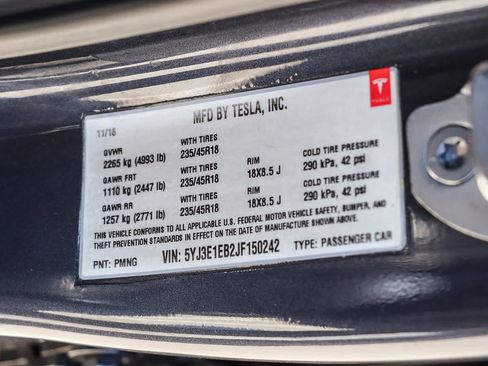 Used 2018 Tesla Model 3 Long Range AWD/4WD image 27