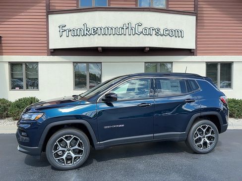 New 2026 Jeep Compass Limited AWD/4WD image 1