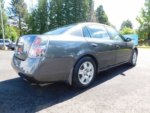 Used 2006 Nissan Altima 2.5 S w/ (P01) Special Edition Pkg FWD image 2