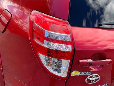 Used 2010 Toyota RAV4 Limited AWD/4WD image 31