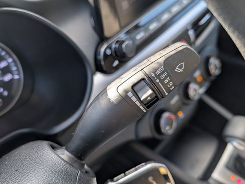 Used 2023 Kia Forte LXS image 26