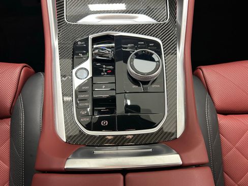 Used 2025 BMW X6 M60i image 23