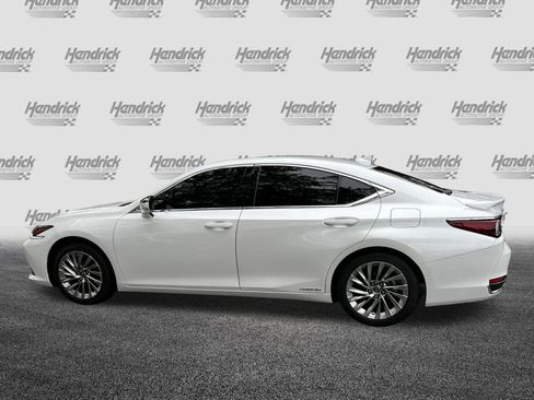Used 2022 Lexus ES 300h Ultra Luxury image 6