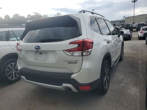 Used 2019 Subaru Forester Touring w/ Popular Package #3 AWD/4WD image 10