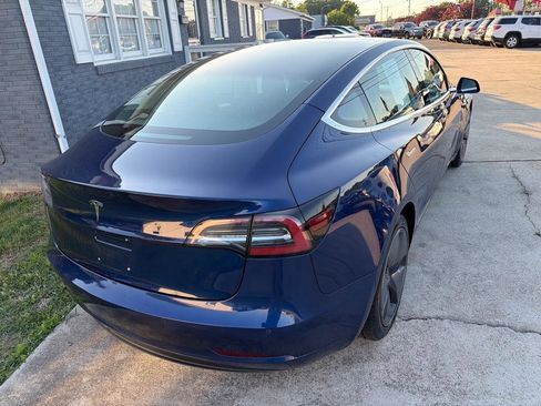 Used 2018 Tesla Model 3 Long Range RWD image 11