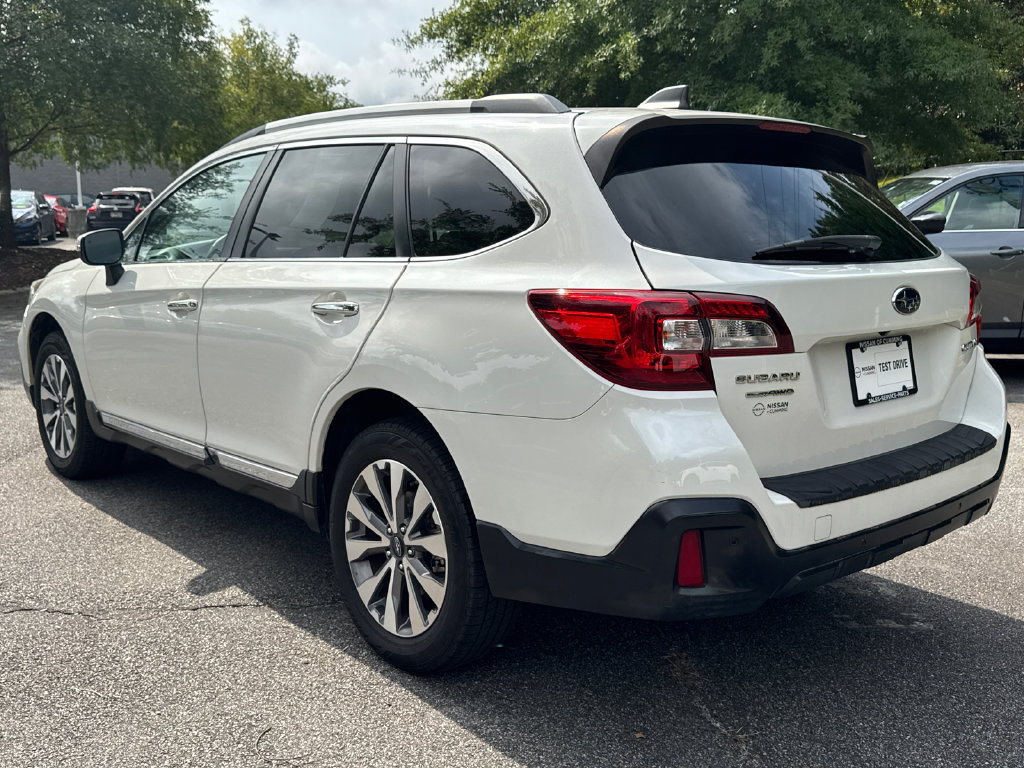 Used 2019 Subaru Outback 2.5i Touring w/ Popular Package #3A AWD/4WD image 10