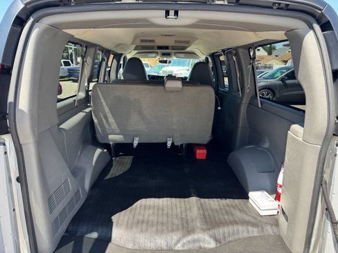 Used 2012 GMC Savana 1500 LS w/ Power Package AWD/4WD image 11