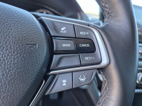 Used 2019 Honda Accord Touring image 27