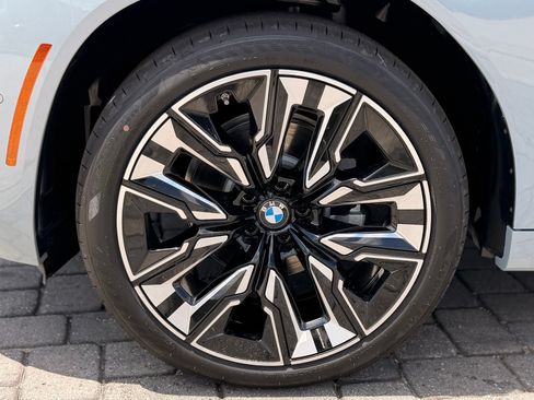 New 2026 BMW X3 xDrive30i w/ Premium Package AWD/4WD image 13